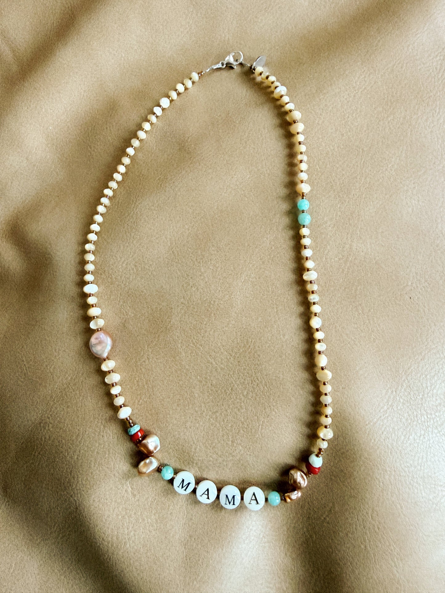 “Mama” word necklace